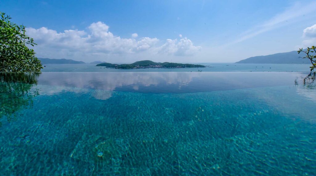 Nhatrang ocean front 02